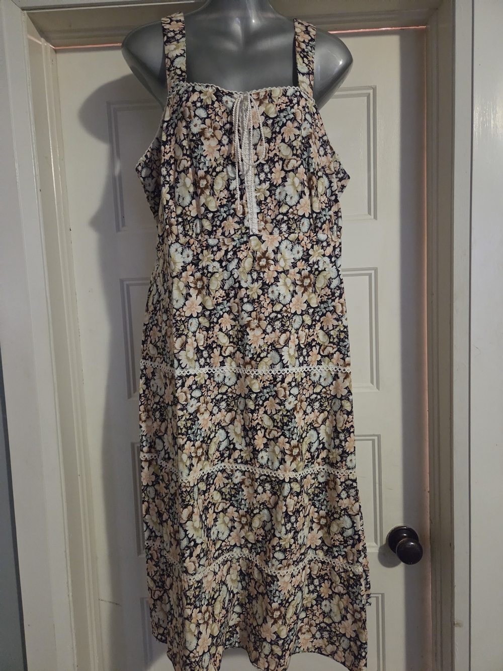 Penningtons Floral Tiered Midi Sundress in Black, Cream and Blush